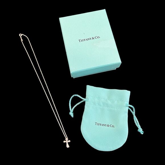 Tiffany & Co. Elsa Peretti Sterling Silver Medium Cross Pendant Necklace 16” - Picture 1 of 12